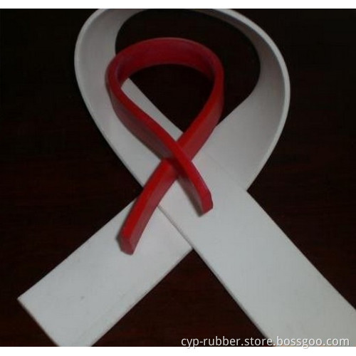 high quality Sillicon rubber extruded strip made in china